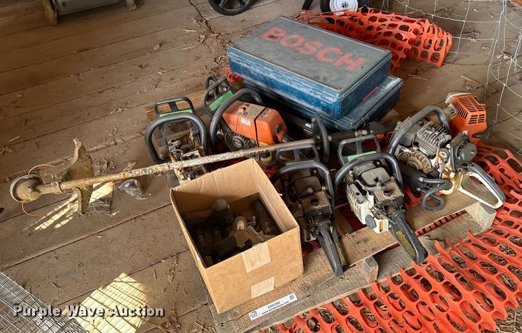 image for item EM2382 Tools