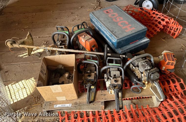 image for item EM2382 Tools