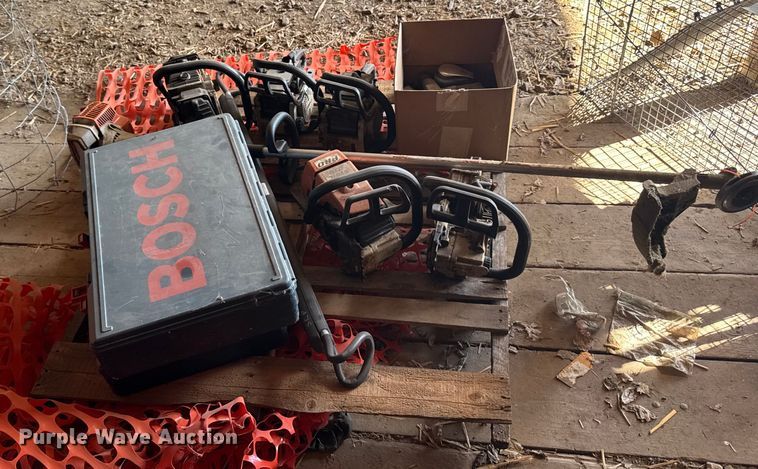 image for item EM2382 Tools