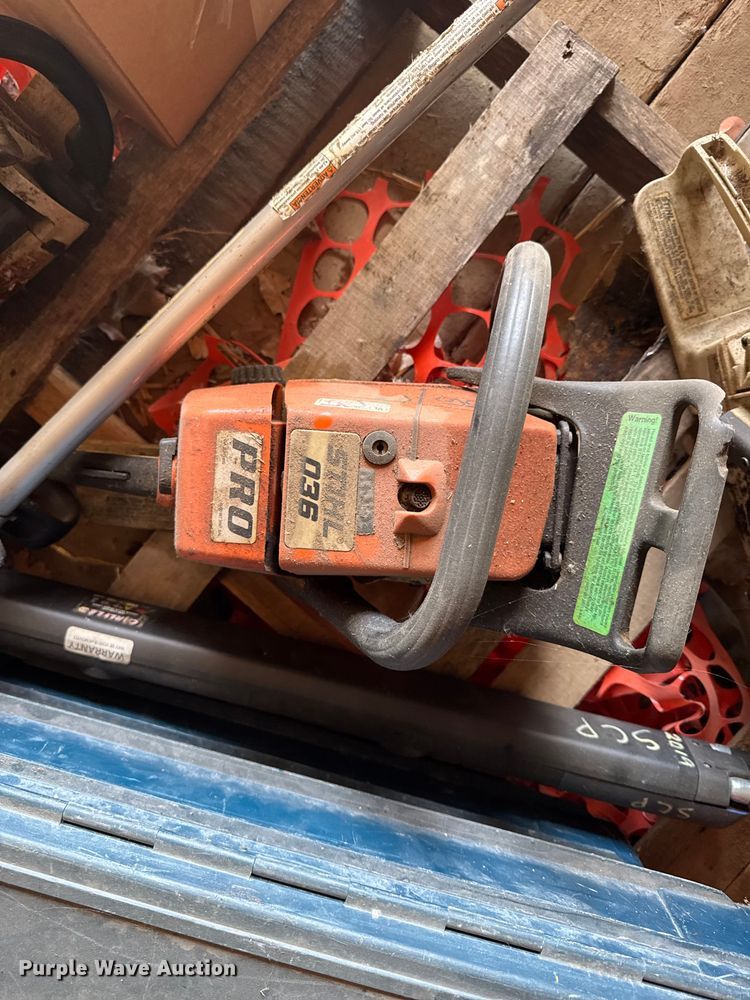 image for item EM2382 Tools