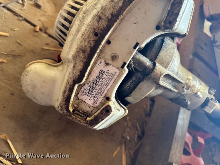 image for item EM2382 Tools