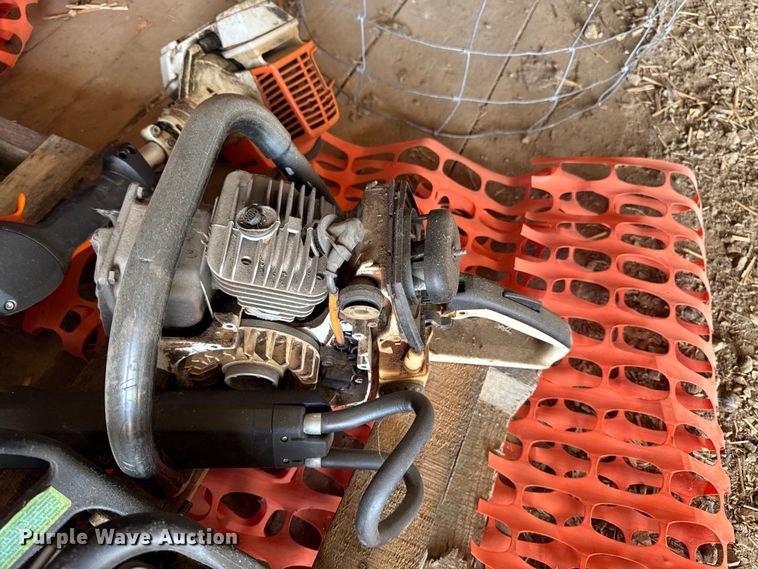 image for item EM2382 Tools