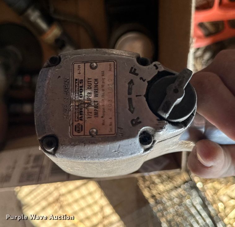 image for item EM2382 Tools