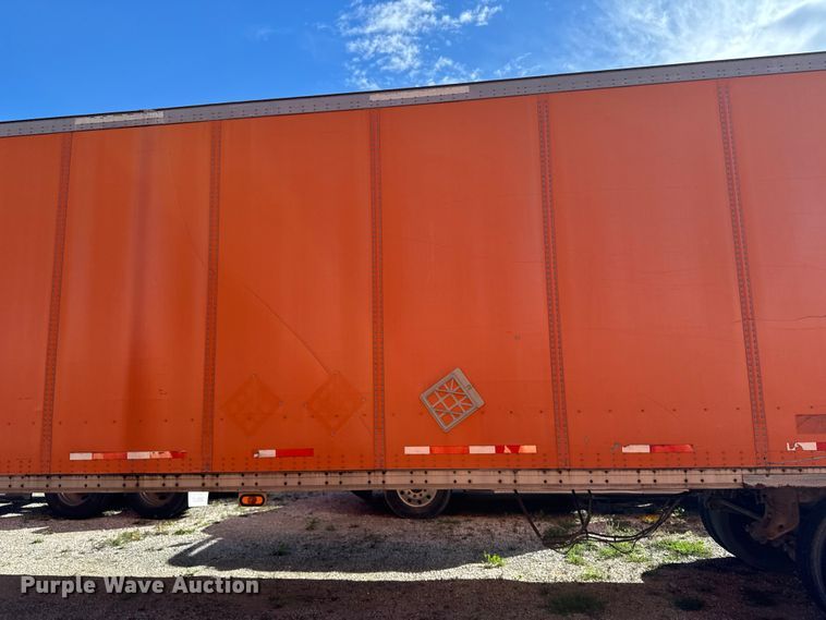 image for item EM2384 2003 Wabash dry van trailer