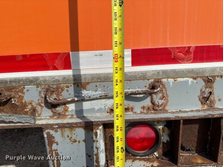 image for item EM2384 2003 Wabash dry van trailer