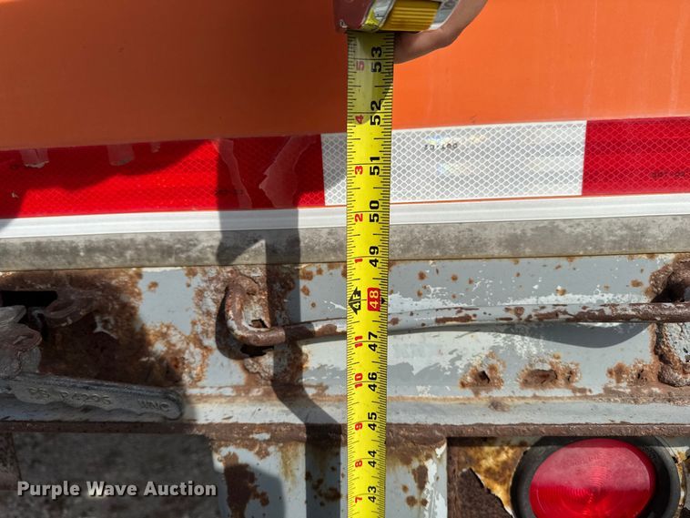 image for item EM2384 2003 Wabash dry van trailer