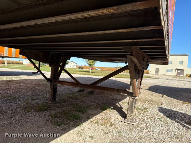 image for item EM2384 2003 Wabash dry van trailer