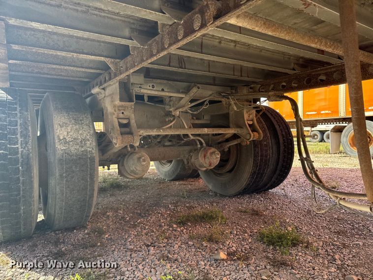 image for item EM2384 2003 Wabash dry van trailer