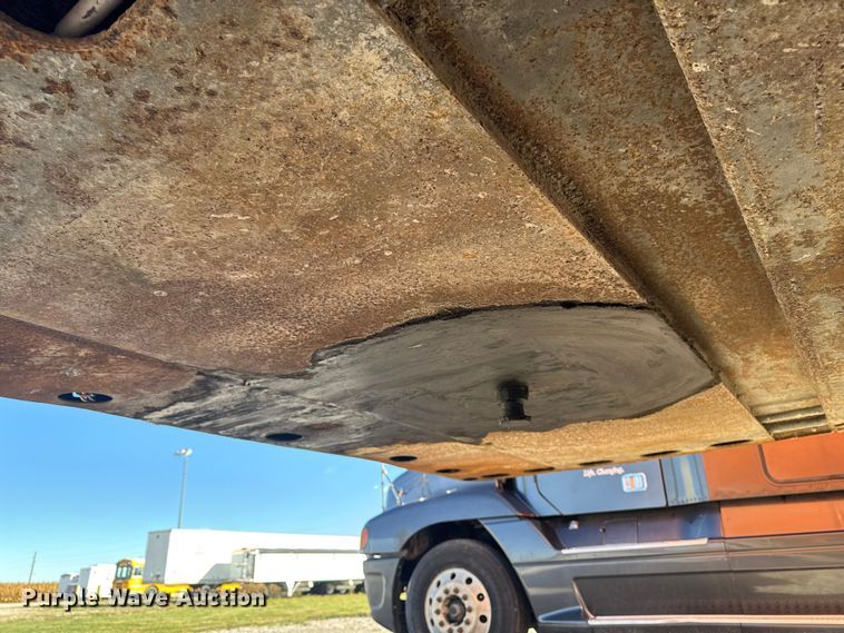 image for item EM2384 2003 Wabash dry van trailer