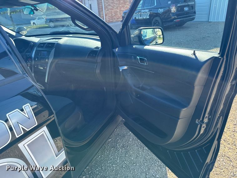 image for item EM2390 2013 Ford Explorer Police Interceptor SUV