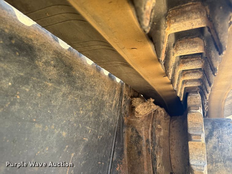 image for item EM2443 2012 Kubota SVL75 tracked skid steer loader