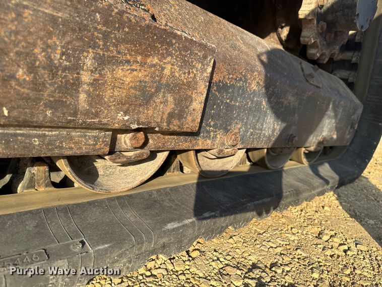 image for item EM2443 2012 Kubota SVL75 tracked skid steer loader