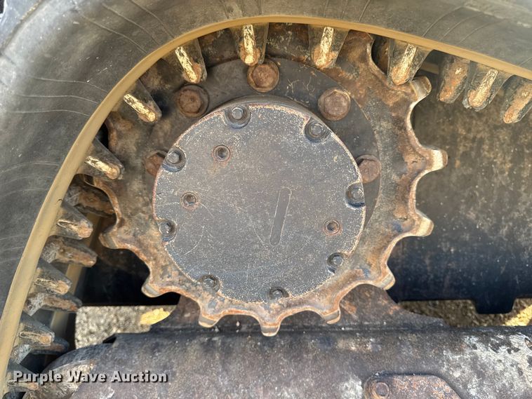 image for item EM2443 2012 Kubota SVL75 tracked skid steer loader