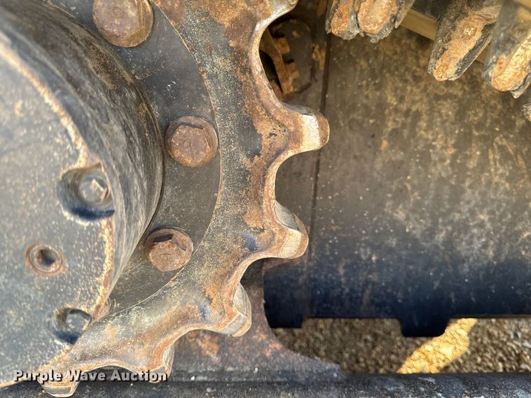 image for item EM2443 2012 Kubota SVL75 tracked skid steer loader