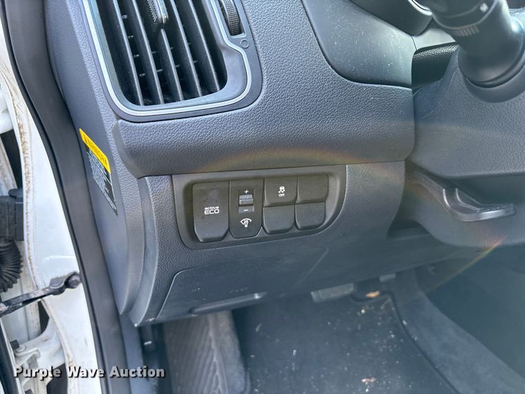 image for item EM6054 2016 Kia Rio 