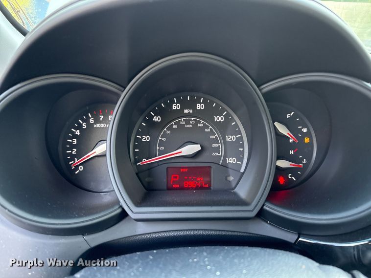 image for item EM6054 2016 Kia Rio 