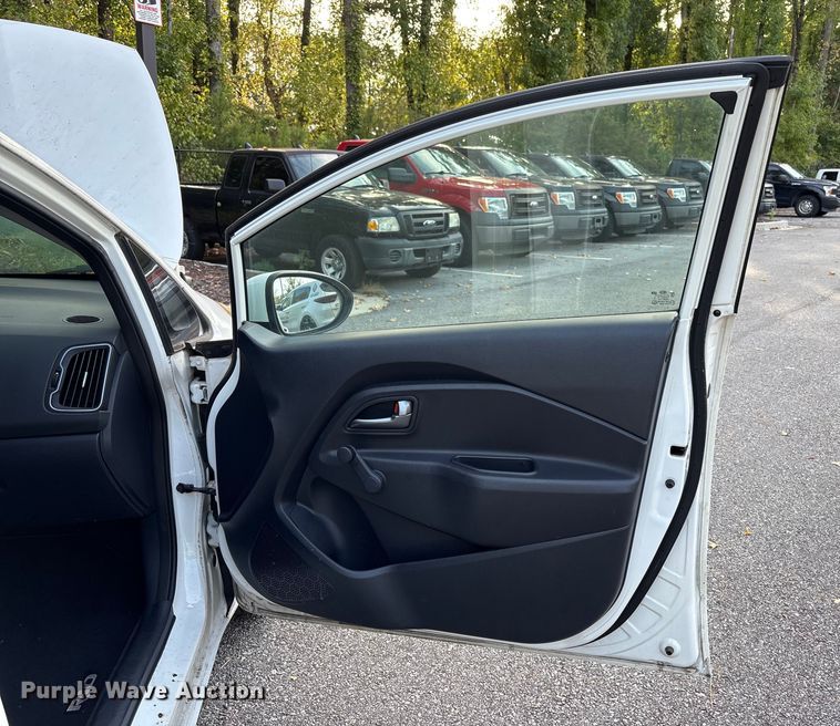 image for item EM6054 2016 Kia Rio 