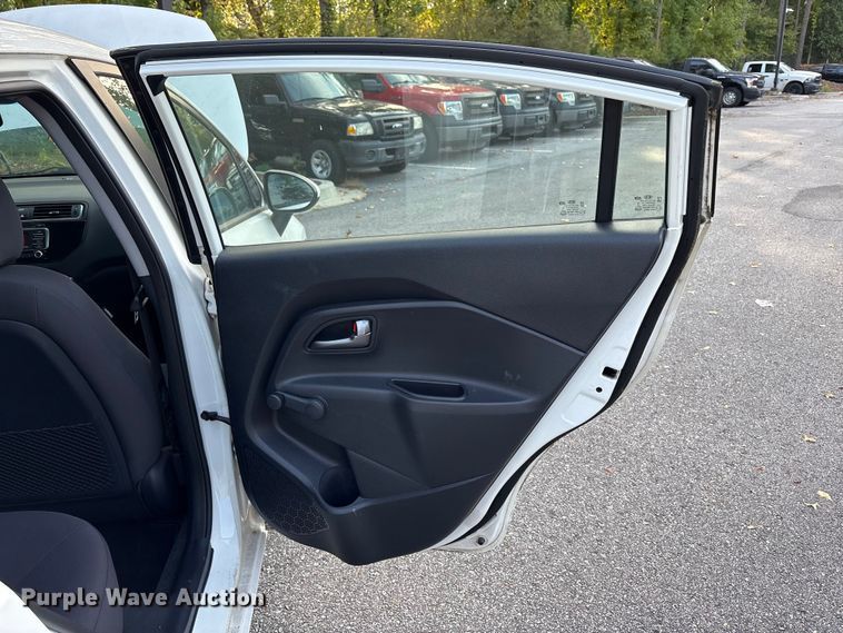 image for item EM6054 2016 Kia Rio 