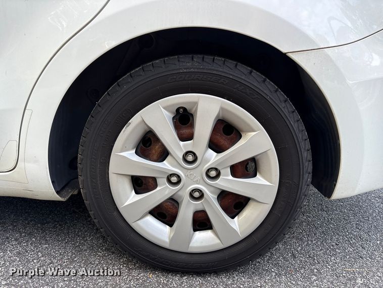 image for item EM6054 2016 Kia Rio 