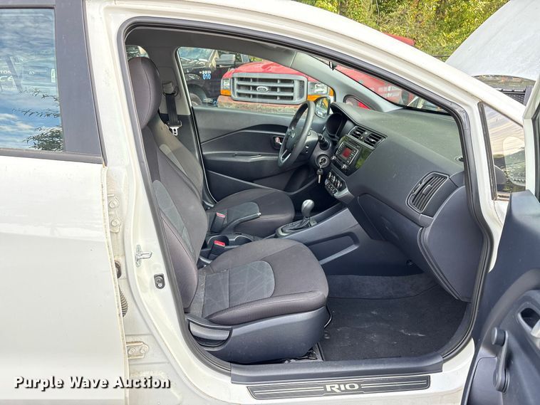 image for item EM6055 2016 Kia Rio 