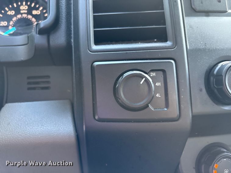 image for item EM6056 2020 Ford F150 pickup truck