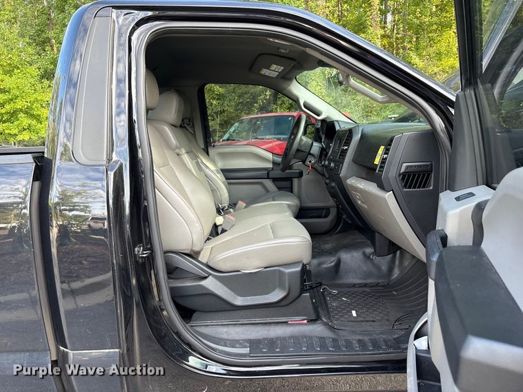 image for item EM6056 2020 Ford F150 pickup truck