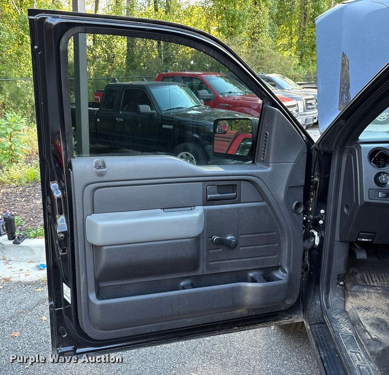 image for item EM6057 2014 Ford F150 pickup truck