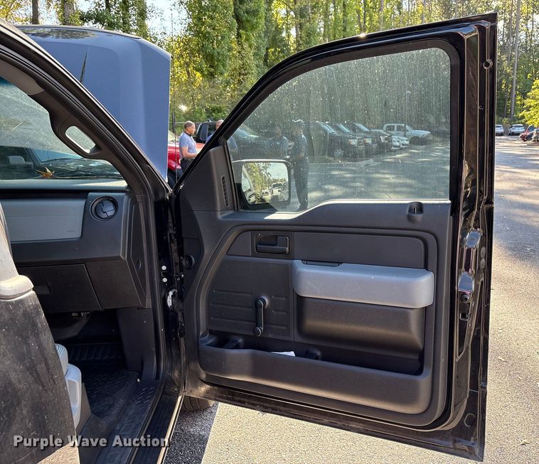 image for item EM6058 2014 Ford F150 pickup truck