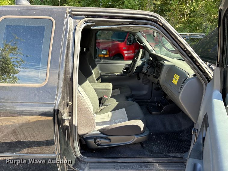 image for item EM6060 2010 Ford Ranger SuperCab pickup truck