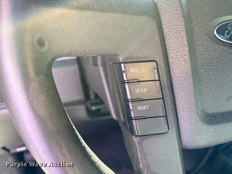 image for item EM6061 2014 Ford F150 pickup truck