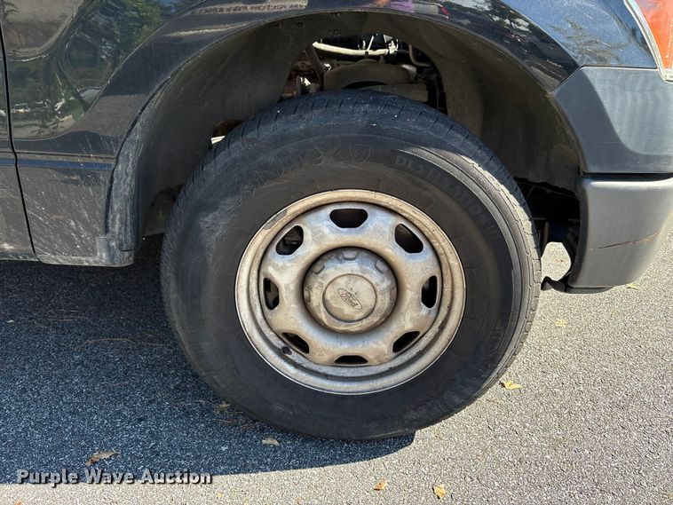 image for item EM6061 2014 Ford F150 pickup truck