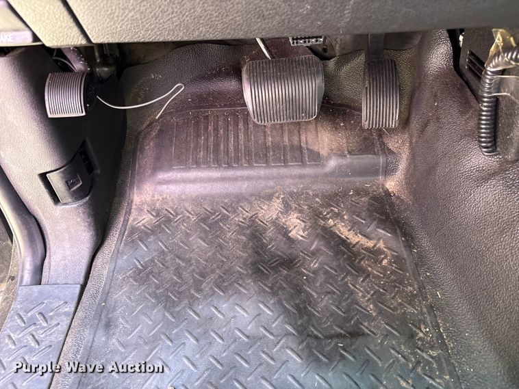 image for item EM6063 2014 Ford F150 pickup truck