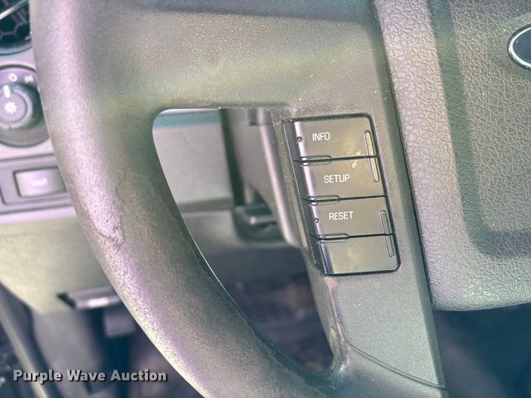 image for item EM6063 2014 Ford F150 pickup truck