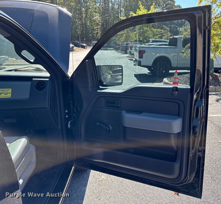 image for item EM6063 2014 Ford F150 pickup truck