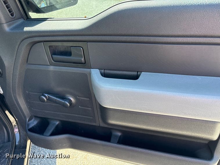 image for item EM6063 2014 Ford F150 pickup truck