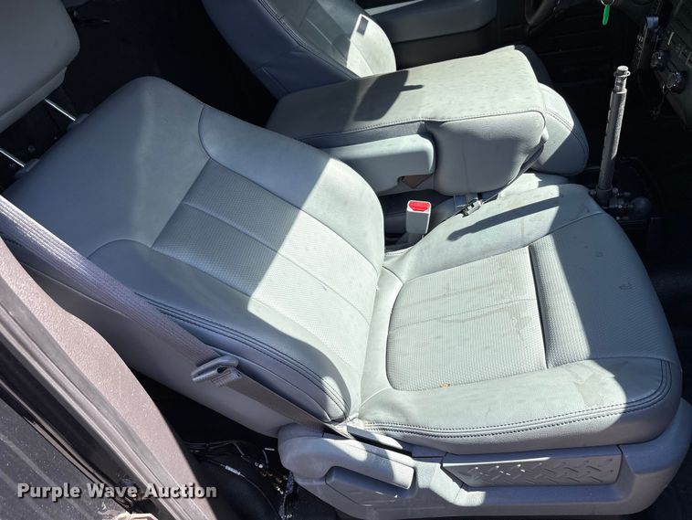 image for item EM6063 2014 Ford F150 pickup truck