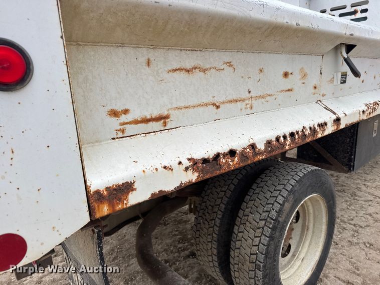 image for item EM8345 2004 Ford F450 Super Duty dump truck