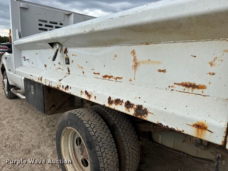 image for item EM8345 2004 Ford F450 Super Duty dump truck