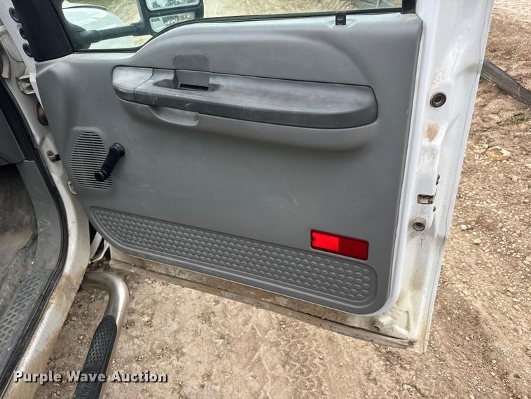 image for item EM8345 2004 Ford F450 Super Duty dump truck