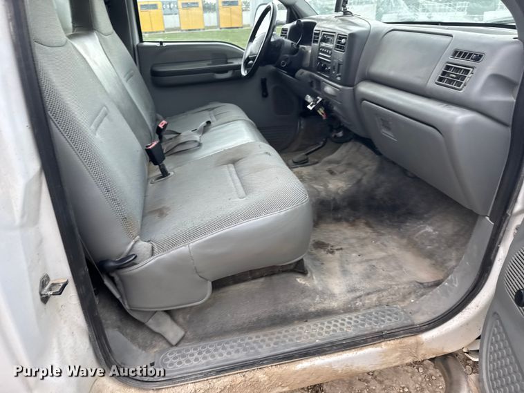 image for item EM8345 2004 Ford F450 Super Duty dump truck