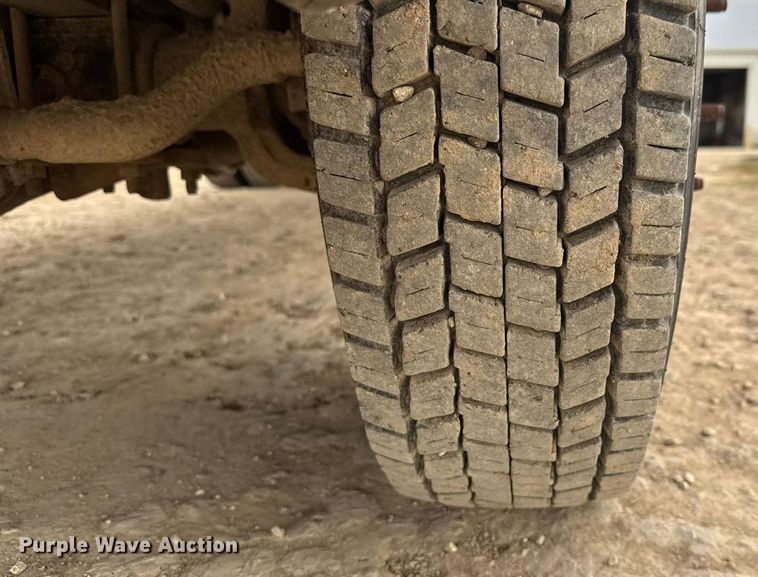 image for item EM8345 2004 Ford F450 Super Duty dump truck