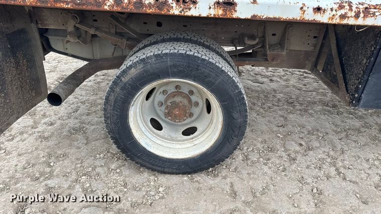 image for item EM8345 2004 Ford F450 Super Duty dump truck