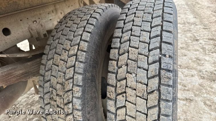 image for item EM8345 2004 Ford F450 Super Duty dump truck