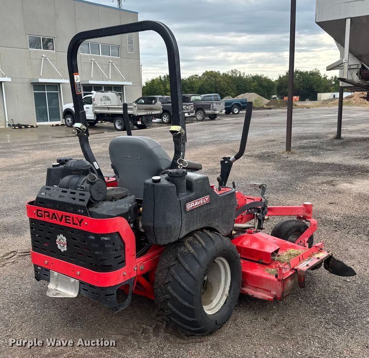 image for item EM8346 Gravely Pro-Turn 472 ZTR lawn mower