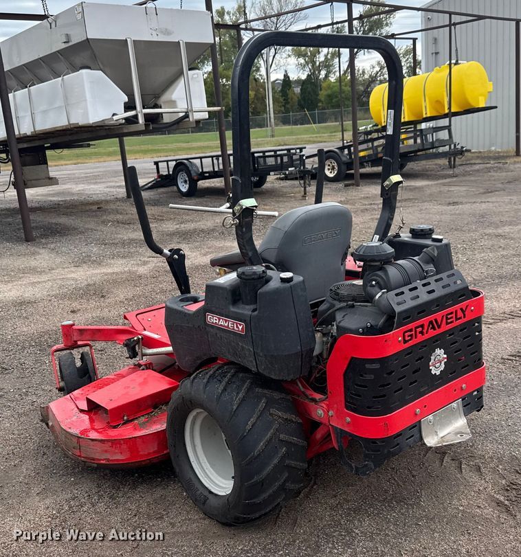 image for item EM8346 Gravely Pro-Turn 472 ZTR lawn mower