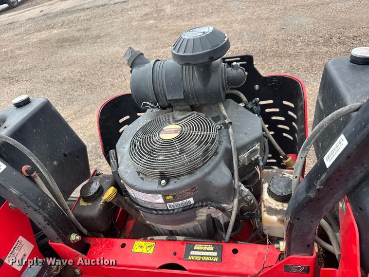 image for item EM8346 Gravely Pro-Turn 472 ZTR lawn mower