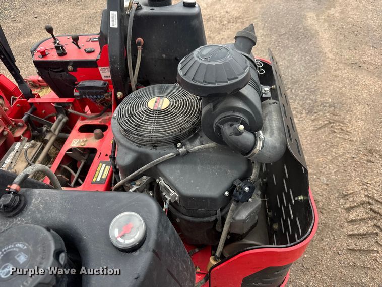 image for item EM8346 Gravely Pro-Turn 472 ZTR lawn mower