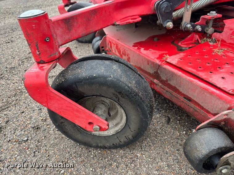 image for item EM8346 Gravely Pro-Turn 472 ZTR lawn mower