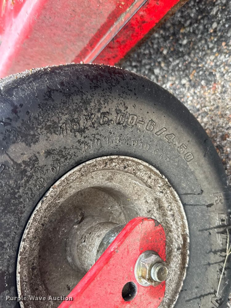 image for item EM8346 Gravely Pro-Turn 472 ZTR lawn mower