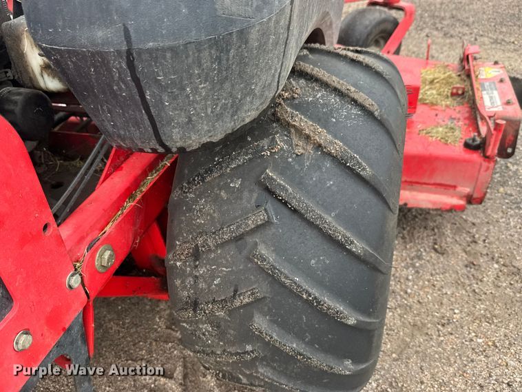 image for item EM8346 Gravely Pro-Turn 472 ZTR lawn mower